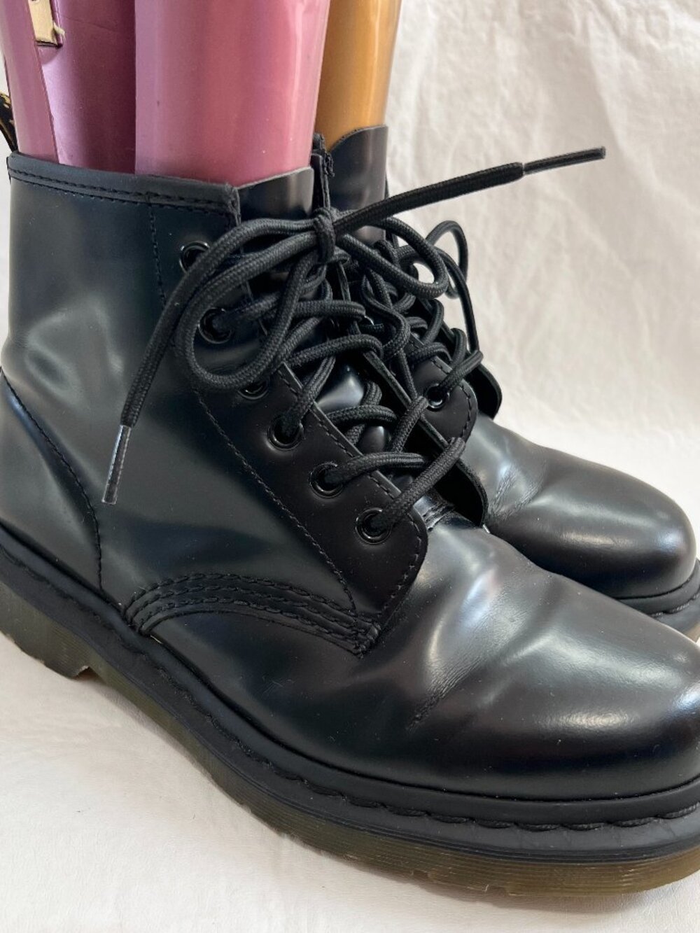 Dr Martens boots 101 Smooth Leather Ankle Boots black 6 eye lace up womens 7 doc